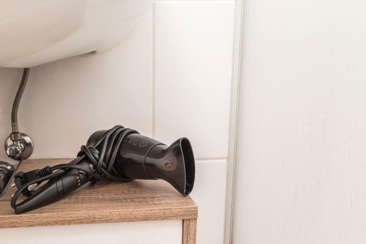 Tiny Hideaway Appartement Wenen Buitenkant foto