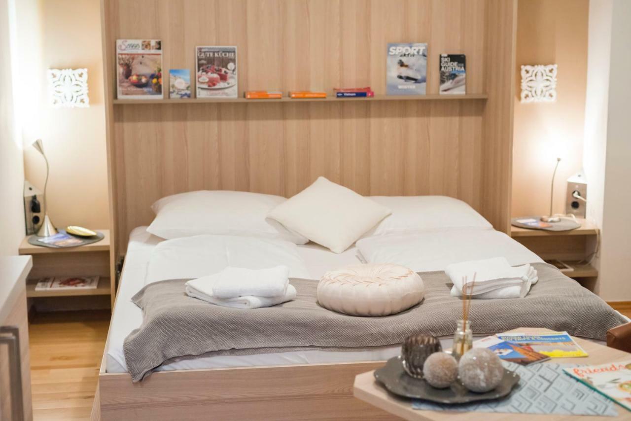Tiny Hideaway Appartement Wenen Buitenkant foto